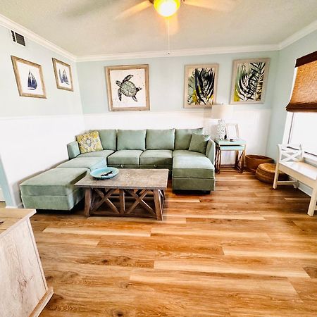 Renovated Condo With Pool And Exclusive Beach Access Gulf Shores Bagian luar foto