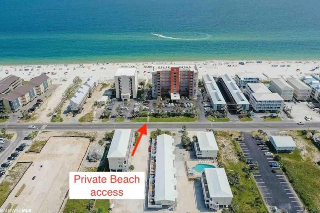 Renovated Condo With Pool And Exclusive Beach Access Gulf Shores Bagian luar foto